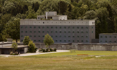 As&iacute; luce el exterior de una de las prisiones en Suiza, donde se encuentran los exfuncionarios de FIFA.