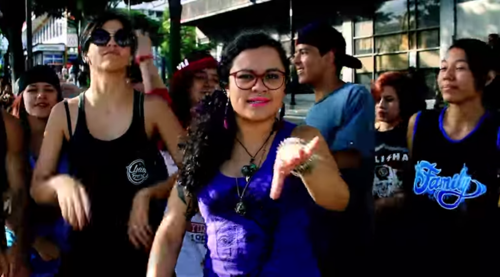 Rebeca Lane es parte del colectivo "Somos Mujeres, Somos Hip Hop". (Foto: youtube) 