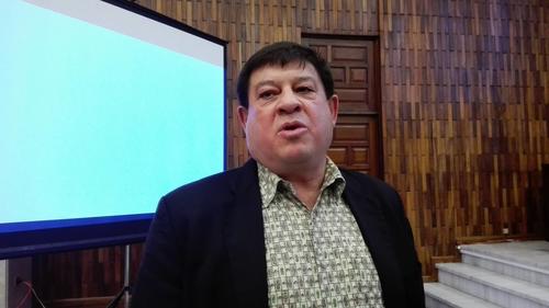 Reyes Gir&oacute;n se mostr&oacute; molesto ante la declaraci&oacute;n de la fiscal&iacute;a. (Foto: Marcia Zavala/Soy502) 
