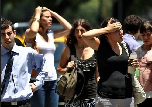 La ola de calor en Argentina ha llevado a temperaturas que superan los 40 grados cent&iacute;grados.