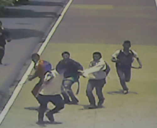 El incidente donde falleci&oacute; el estudiante que seg&uacute;n el Instituto era irregular ocurri&oacute; en el Paseo de la Sexta y 10a. calle zona 1. 