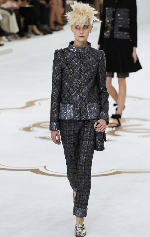 Los pantalones ajustados resaltan la elegancia de la mujer. (Foto: Nowfashion) 