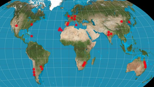 Este mapa muestra, con puntos rojos, los lugares donde ya hay observadores aficionados colaborando con la Agencia Espacial Europea. (Foto: Nasa)