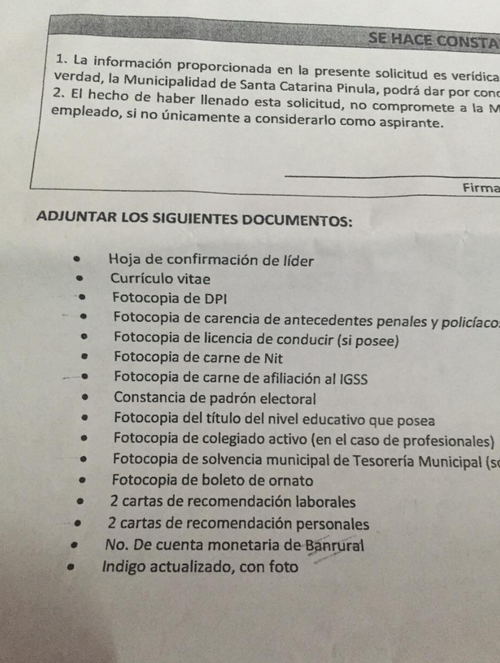 Esta es el listado de documentos que supuestamente debe entregar una persona que desea trabajar en la Municipalidad de Santa Catarina Pinula.