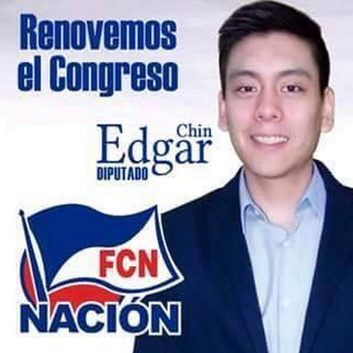 Este es el afiche con el que promocionaba su imagen. 