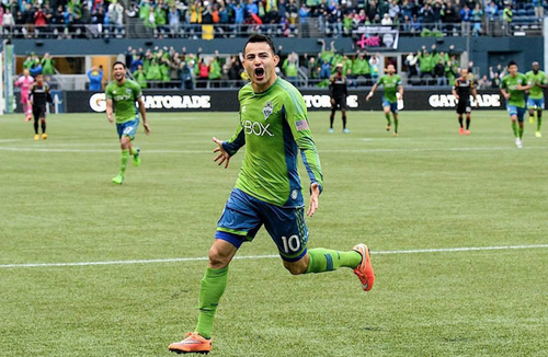 Marco Pappa no podrá jugar con su club mientras se realiza la evaluación de lo sucedido la madrugada del domingo. (Foto: Archivo/Soy502)