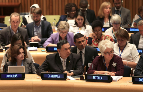 El vicepresidente Fuentes Soria participó en el foro sobre desigualdad junto a representantes de países de todo el mundo. 