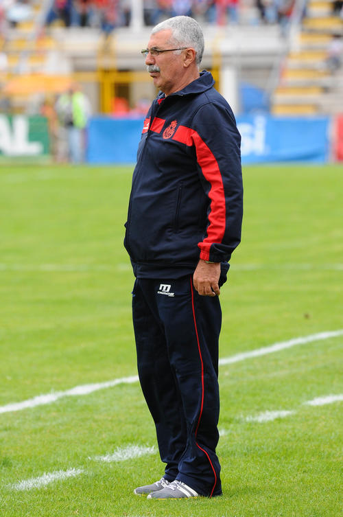 El uruguayo Manuel Keossei&aacute;n dirigi&oacute; su tercer partido en el banquillo rojo. Ha ganado uno y empatado dos. (Foto: Nuestro Diario)