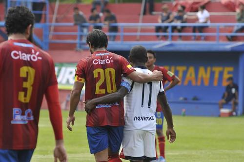 MIlton Tyson N&uacute;&ntilde;ez foto Carlos el pescado Ruiz