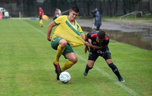 La Usac no pudo en casa y termin&oacute; empatando 1-1 frente a Petapa en el estadio Revoluci&oacute;n. (Foto: Nuestro Diario)