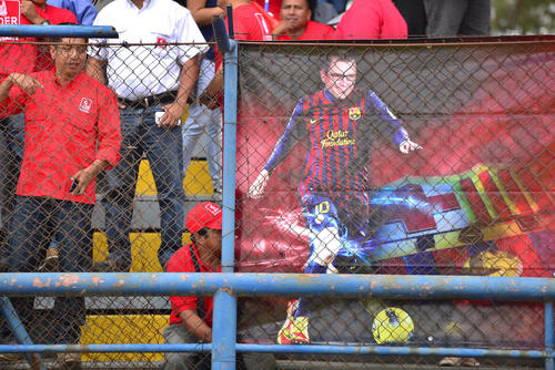 As&iacute; apoyaron a Manuel Baldiz&oacute;n los simpatizantes del partido Lider. (Foto: Wilder L&oacute;pez/Soy502)