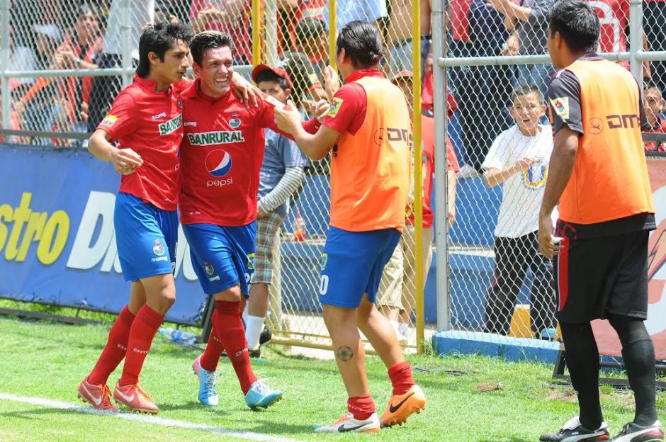 Mario "el Loco" Rodr&iacute;guez anot&oacute; su gol 100 vistiendo la camisola de Municipal. (Foto: Sergio Mu&ntilde;oz/Nuestro Diario)