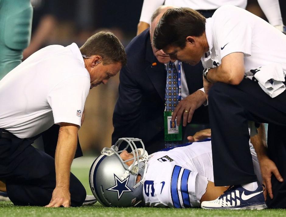 Tony Romo Stab Una polémica más para Tony Romo, jugó lesionado y sin autorización