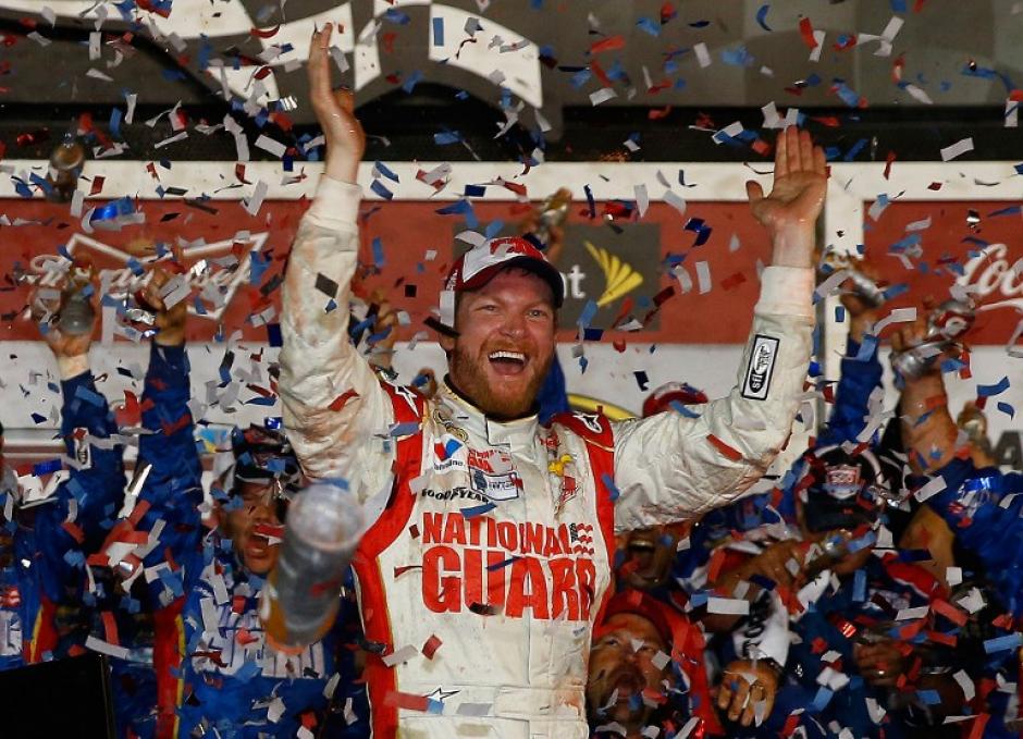 El piloto estadounidense Earnhardt Jr. gana la Daytona 500 edici&oacute;n 2014. (Foto: AFP)