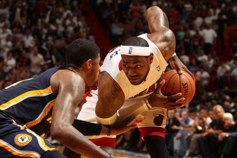 LeBron James es la principal estrella de los Heat de Miami. (Foto: AFP)