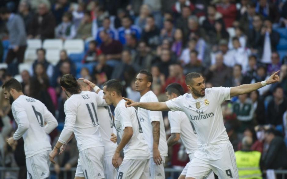 Benzema regres&oacute; con doblete tras un esc&aacute;ndalo en el que estuvo envuelto. (Foto: AFP)