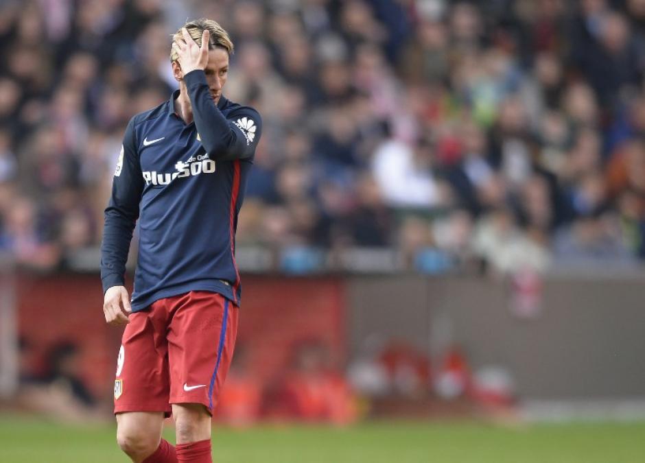 Los colchoneros pierden en Gijón todas sus opciones para ganar el candidato. (Foto: AFP)