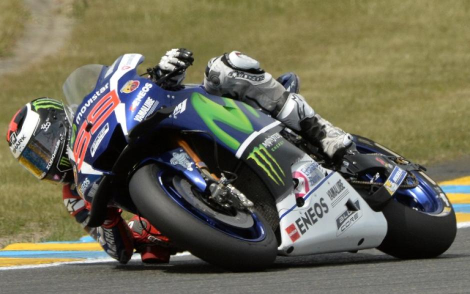 Lorenzo, que super&oacute; a su compa&ntilde;ero de escuder&iacute;a, el italiano Valentino Rossi. (Foto: AFP)