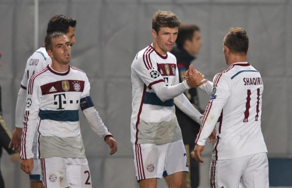 Un gol de M&uuml;ller le dio al Bayern la victoria a domicilio y el liderato de su grupo. (Foto: AFP)