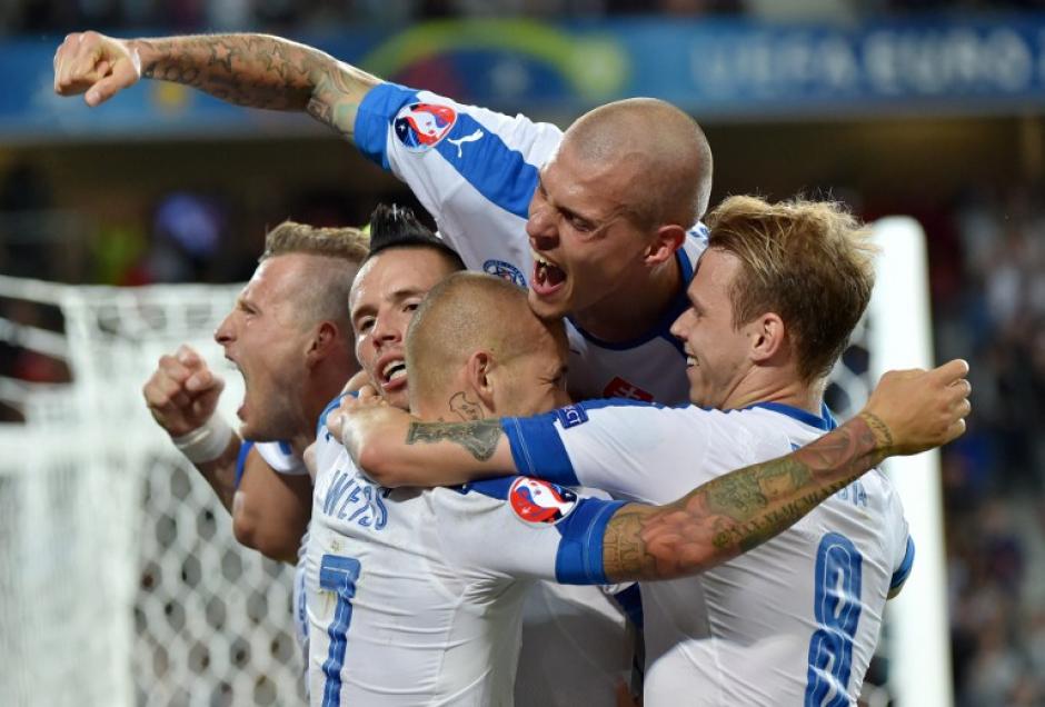 Eslovaquia venci&oacute; a Rusia en la segunda jornada de la Euro. (Foto: AFP)