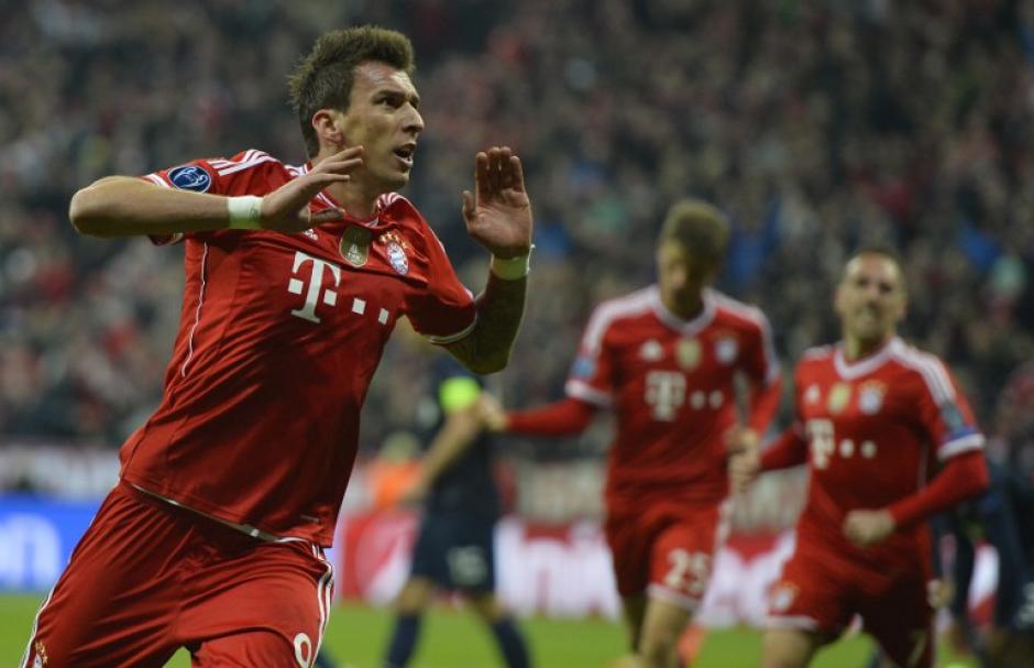 El Bayern Munich super&oacute; al Manchester United y avanza a la semifinal de la Liga de Campeones de Europa. (Foto: AFP)