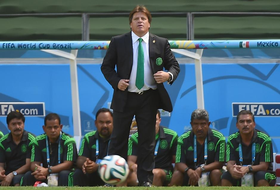 El t&eacute;cnico de M&eacute;xico Miguel Herrera no pudo reescribir la historia y se despiden del Mundial. (Foto: AFP)
