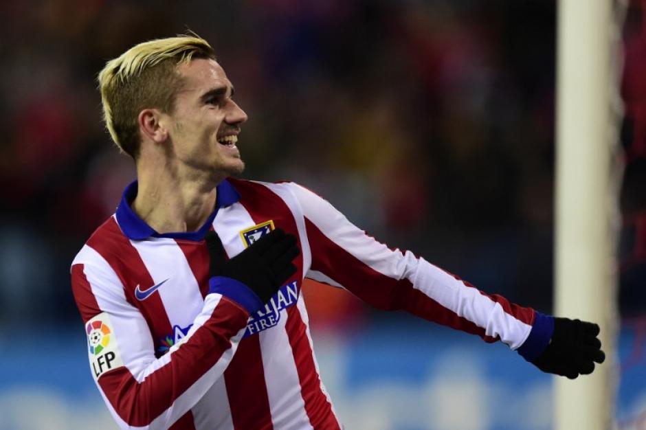 Griezmann anot&oacute; dos goles y provoc&oacute; el tercero para al Atl&eacute;tico de Madrid ante el Rayo Vallecano. (Foto: AFP)