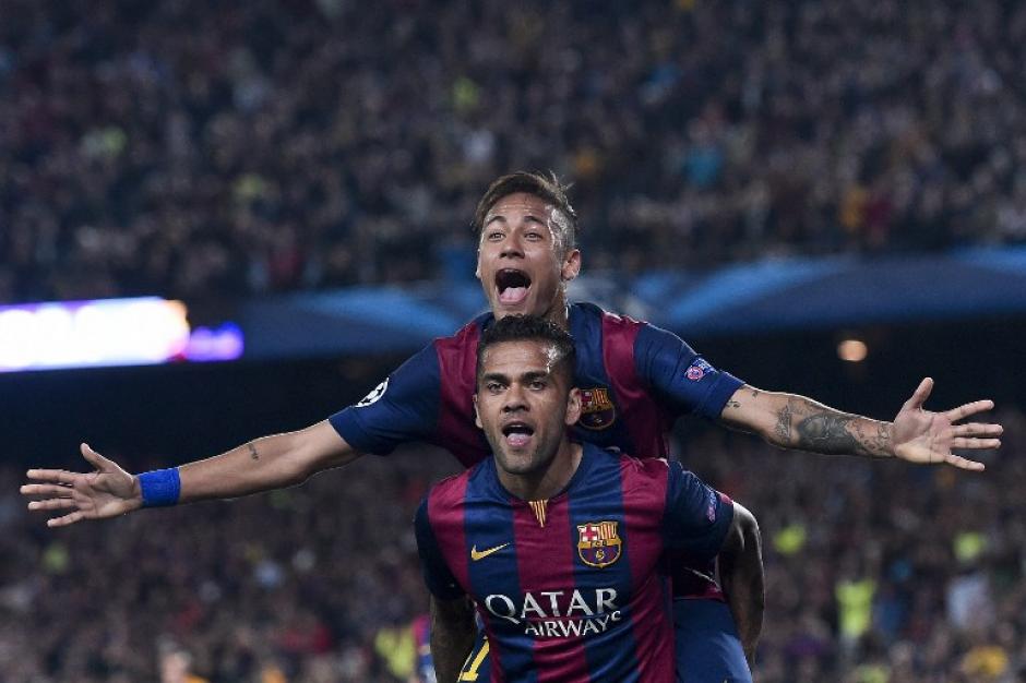 Neymar anot&oacute; los dos goles con que el Barcelona derrot&oacute; al PSG en el Camp Nou y clasific&oacute; a semifinales de la Champions con un 5-1 global. (Foto: AFP)