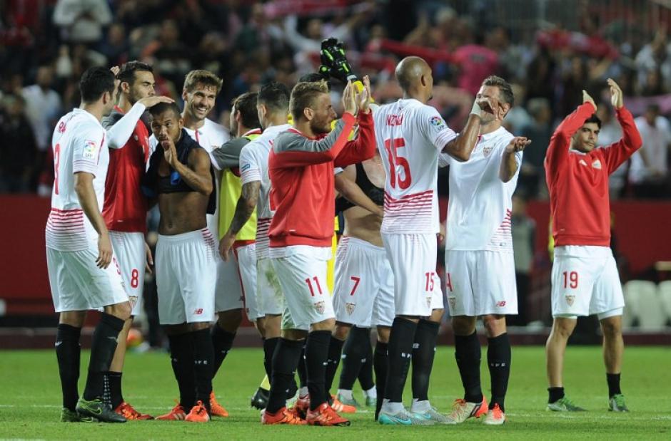 El Sevilla se convirti&oacute; en el primer conjunto en vencer al Real Madrid en la presente temporada. (Foto: AFP)