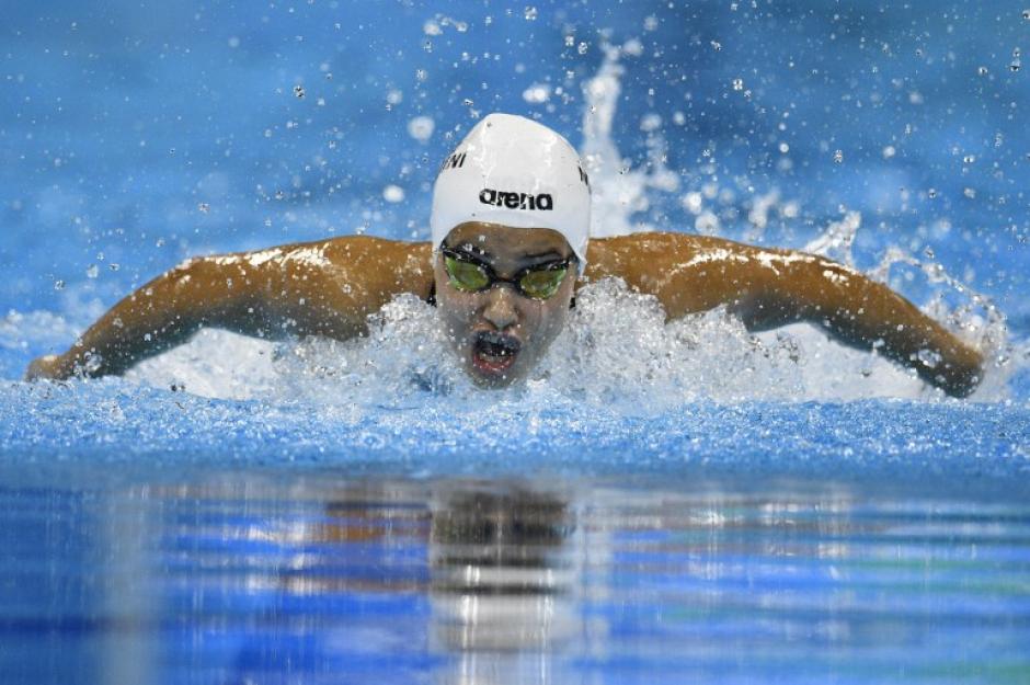 Yusra Mardini, durante los 100 metros mariposa (Foto: AFP)