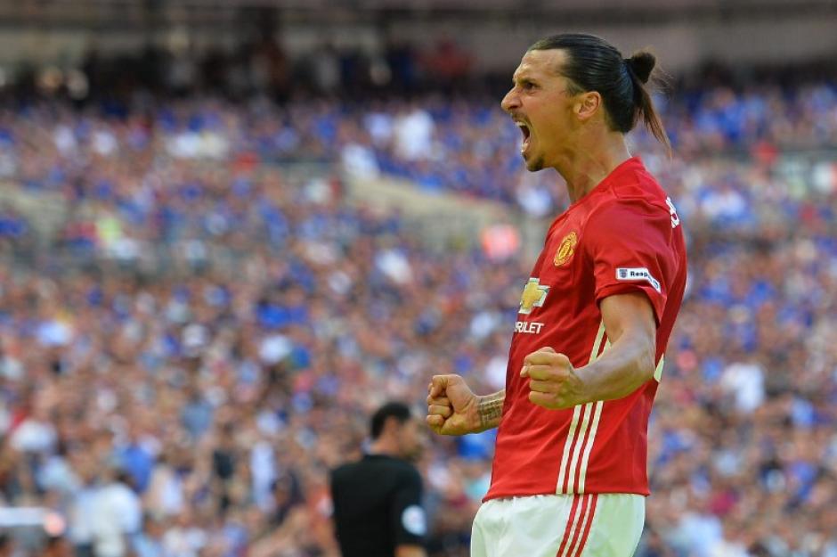 Zlatan marc&oacute; el gol decisivo en el minuto 85 (Foto: AFP)