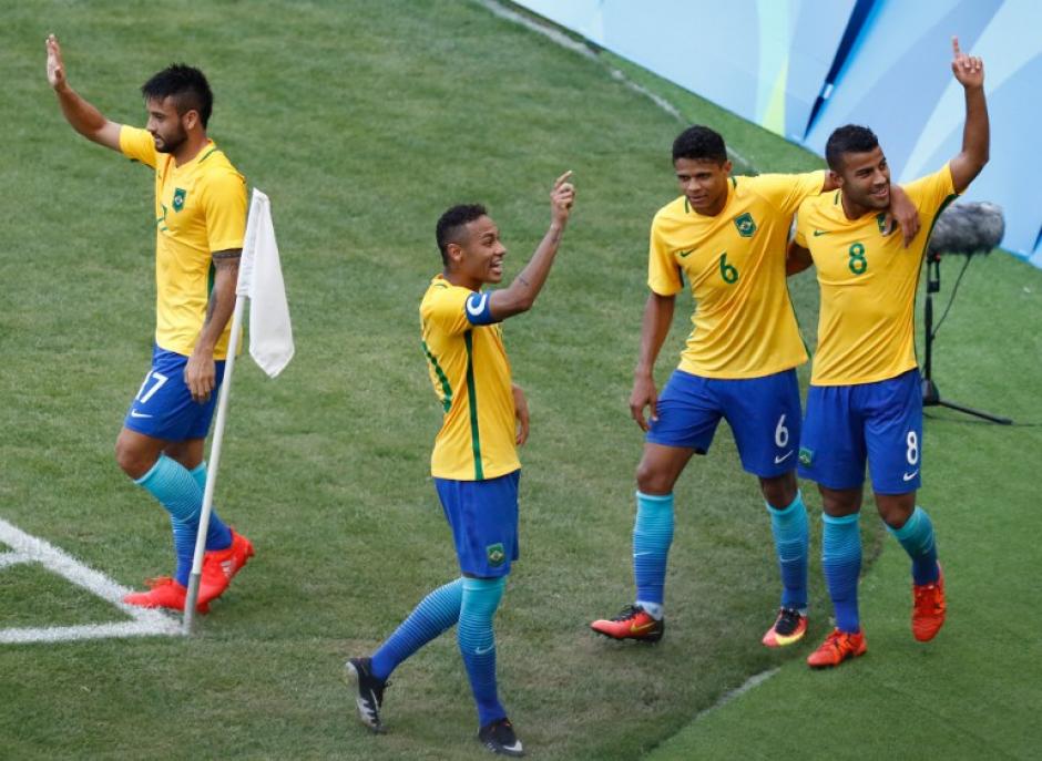 Brasil no tuvo problemas con Honduras. (Foto: AFP)