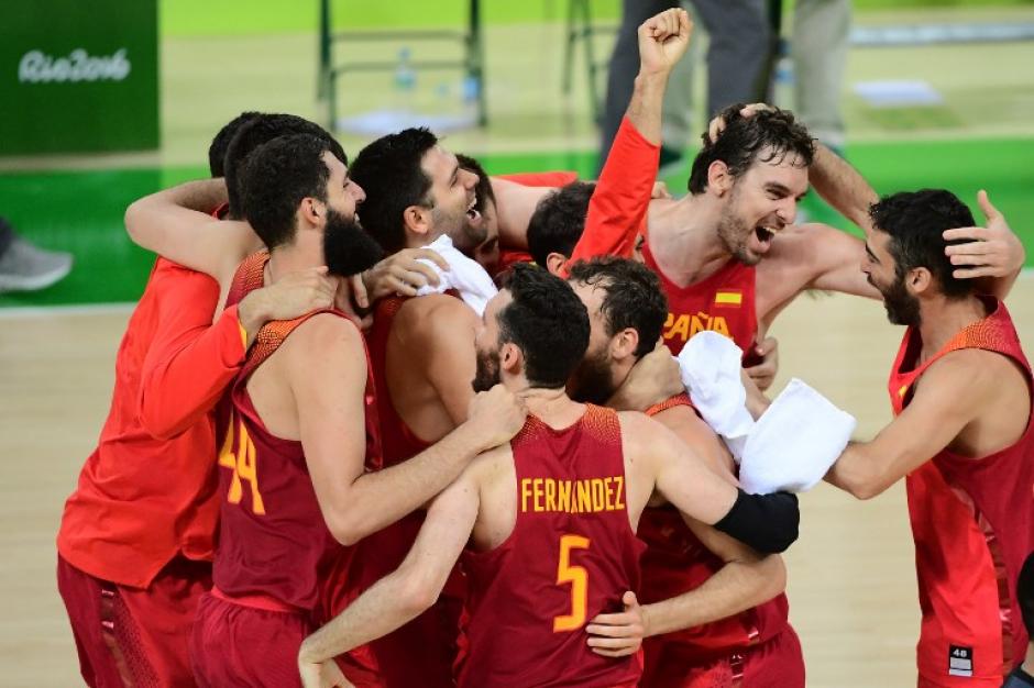 Espa&ntilde;a se llev&oacute; la medalla de bronce por la m&iacute;nima ventaja. (Foto: AFP)