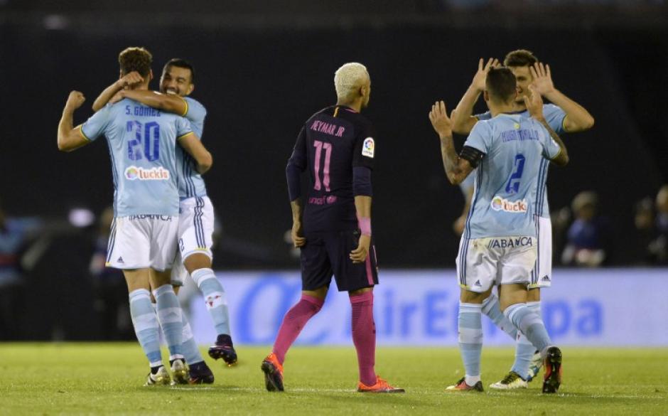 Los jugadores del Celta celebran uno de los goles. (Foto: AFP)