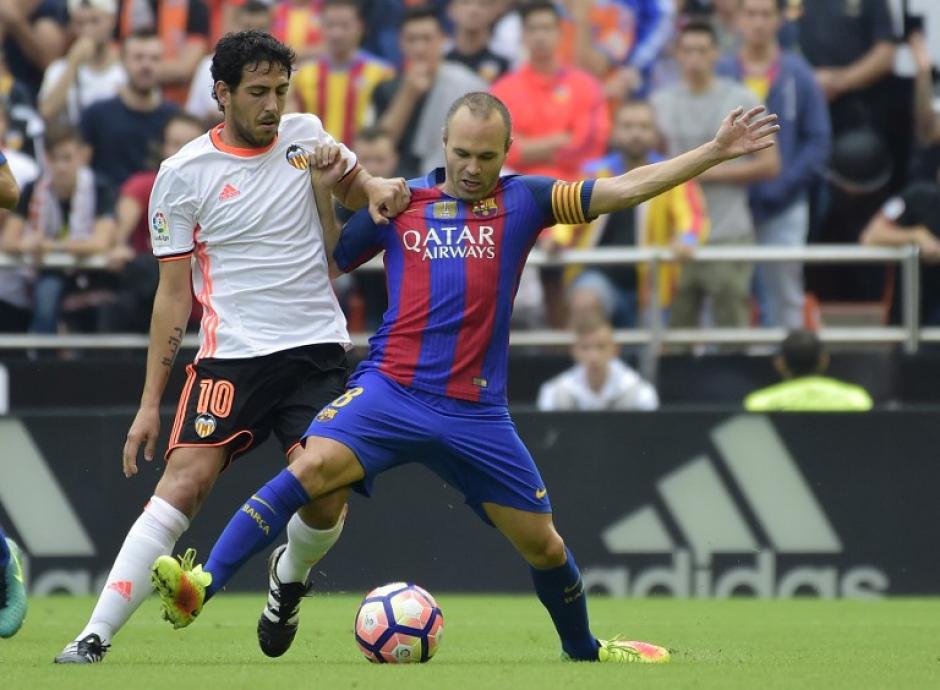 Andr&eacute;s Iniesta, jugador estrella del Barcelona, se encuentra entre los nominados al Bal&oacute;n de Oro. (Foto: AFP)