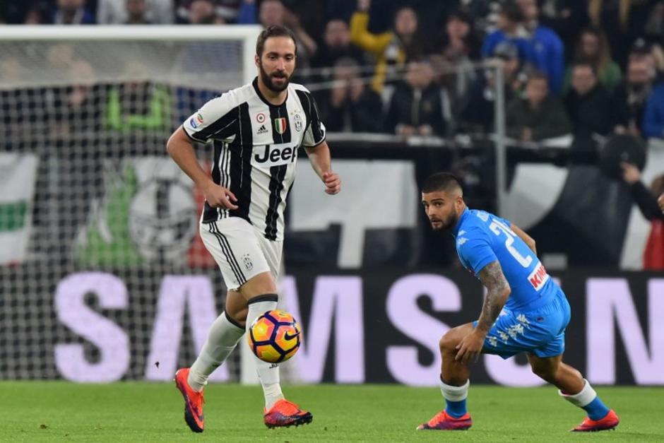 Higua&iacute;n meti&oacute; el gol de la victoria. (Foto: AFP)