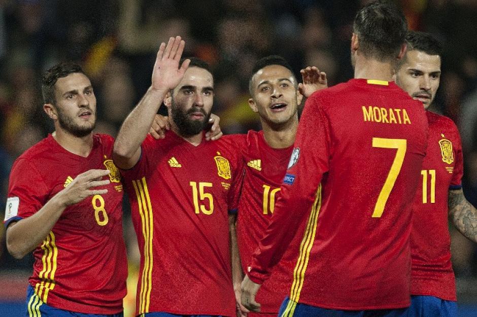 Espa&ntilde;a celebra uno de los goles. (Foto: AFP)