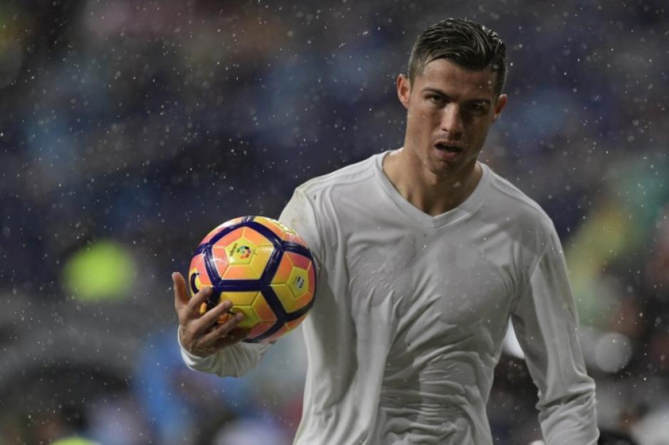 Cristiano Ronaldo public&oacute; una foto del entreno que caus&oacute; pol&eacute;mica. (Foto: AFP)