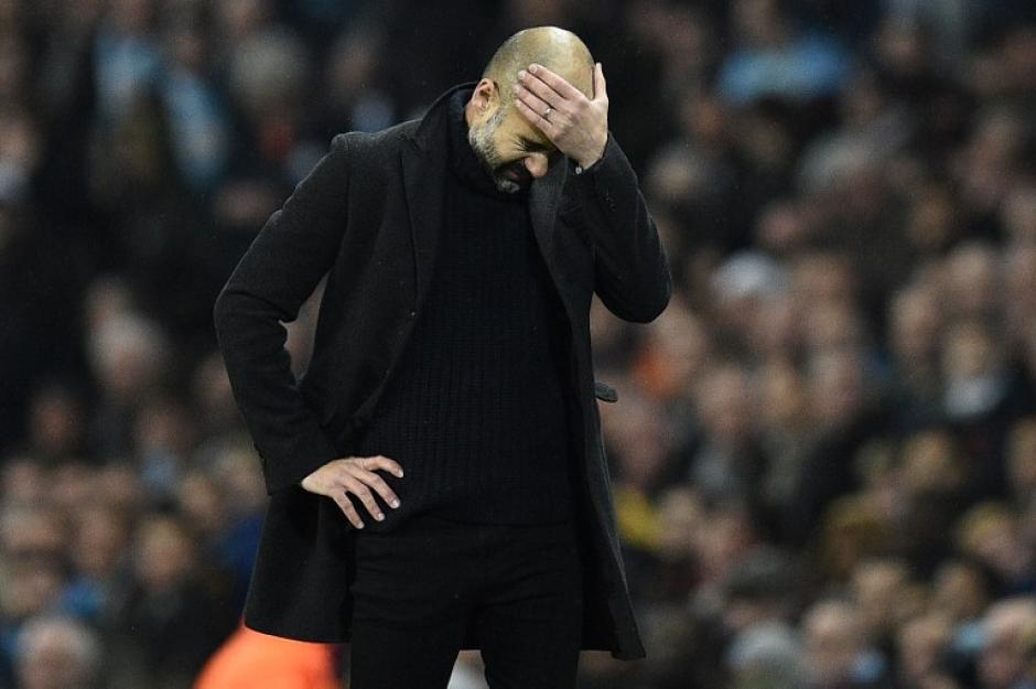 Guardiola se aleja bastante del liderato. (Foto: AFP)