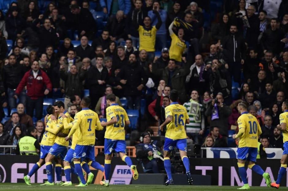 Con un buen planteamiento y varios errores de los blancos, Las Palmas se llevaron el triunfo. (Foto: AFP) 
