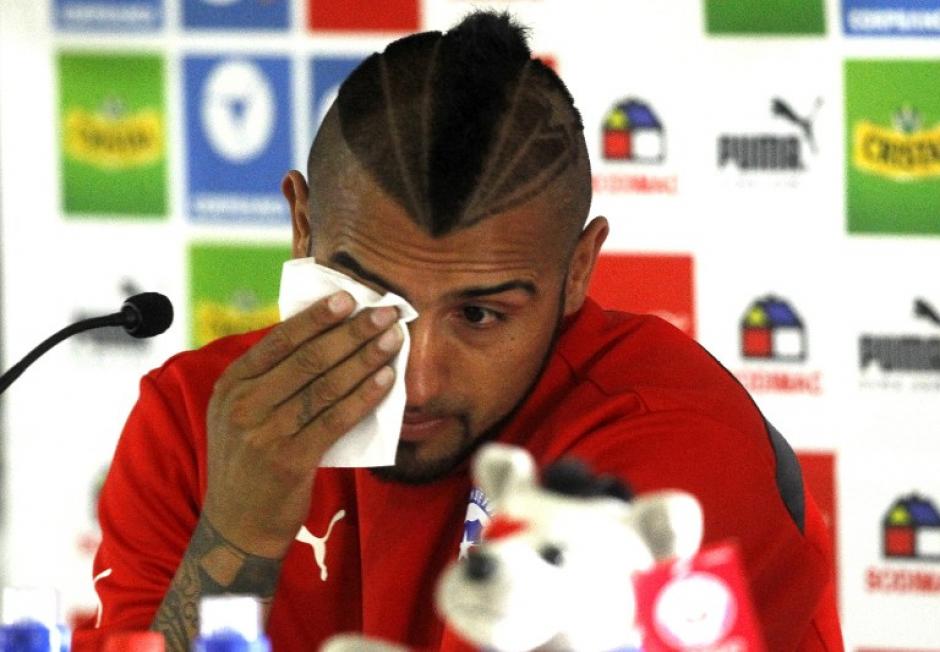 Vidal pidi&oacute; perd&oacute;n entre l&aacute;grimas tras su accidente automovil&iacute;stico durante la Copa Am&eacute;rica. (Foto: AFP)