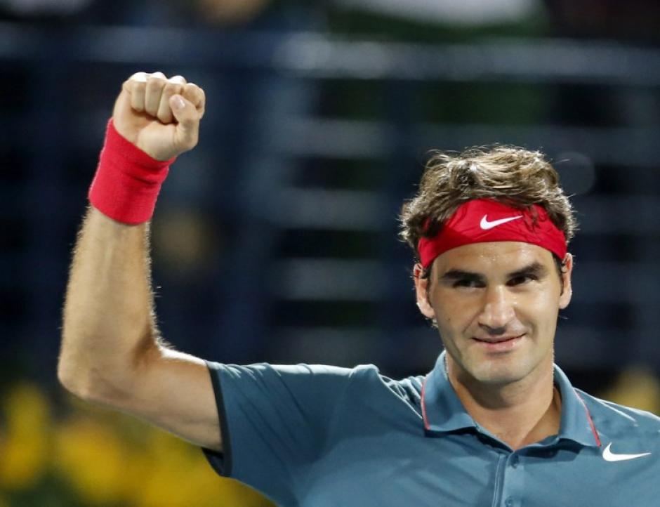 El suizo Roger Federer venci&oacute; a Novak Djokovic y se clasific&oacute; a la final del torneo de Dub&aacute;i. (AFP)