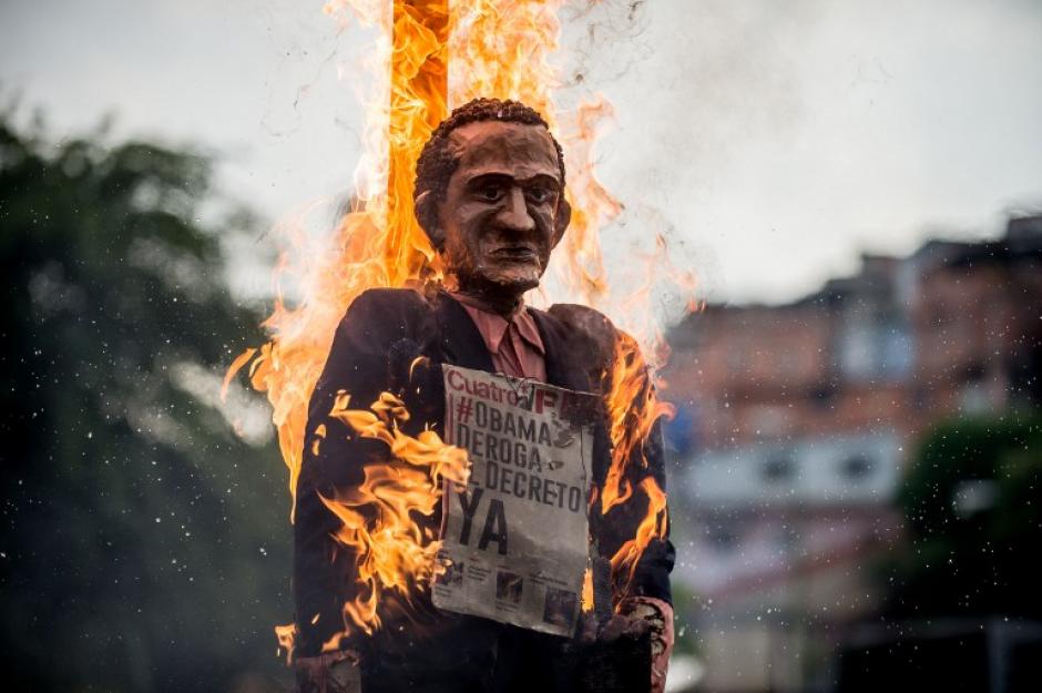 Uno de los &uacute;ltimos ritos de Semana Santa es la quema de Judas. (Foto: AFP)&nbsp;