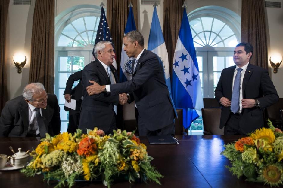Barack Obama y Otto P&eacute;rez Molina al finalizar la conferencia de prensa ofrecida en la Casa Blanca. (Foto: AFP)