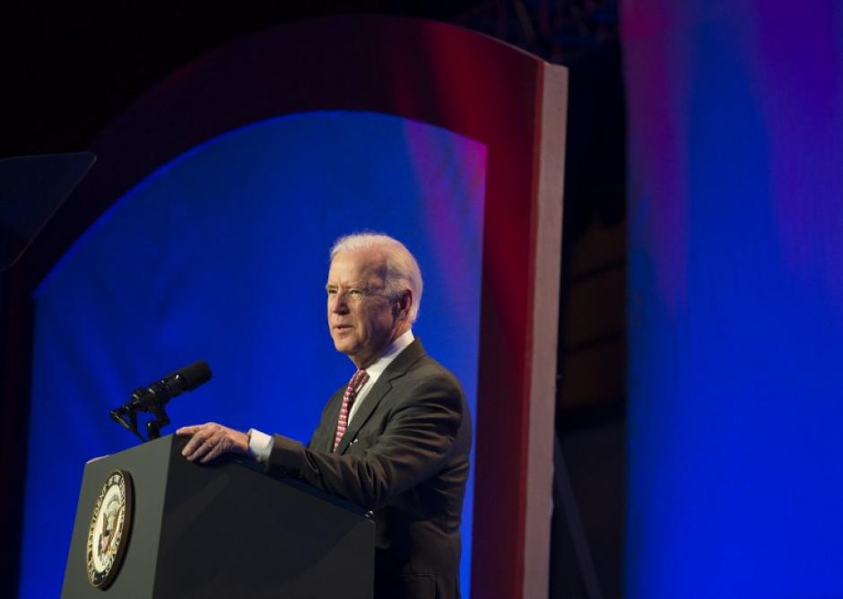 Joe Biden, vicepresidente de Estados Unidos, arriba este lunes a Guatemala. (Foto: Saul Loeb/Soy502)