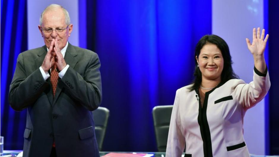Los candidatos Keiko Fujimori y Pedro Pablo Kuczynski se disputan este domingo la Presidencia de&nbsp;Per&uacute;&nbsp;en unos apretados comicios, en los que los peruanos est&aacute;n divididos sobre la vuelta del fujimorismo al poder. (Foto: AFP)&nbsp;