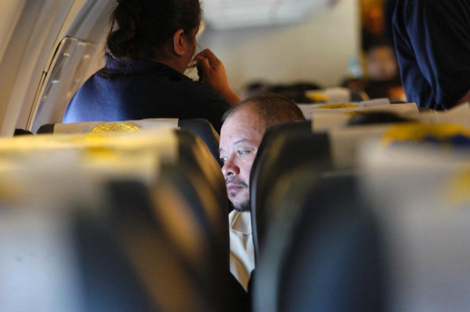 Un inmigrante salvadore&ntilde;o ve por primera vez la ciudad de San Salvador tras 10 a&ntilde;os de trabajar ilegalmente en los Estados Unidos. (Esteban Biba/Soy502)&nbsp;