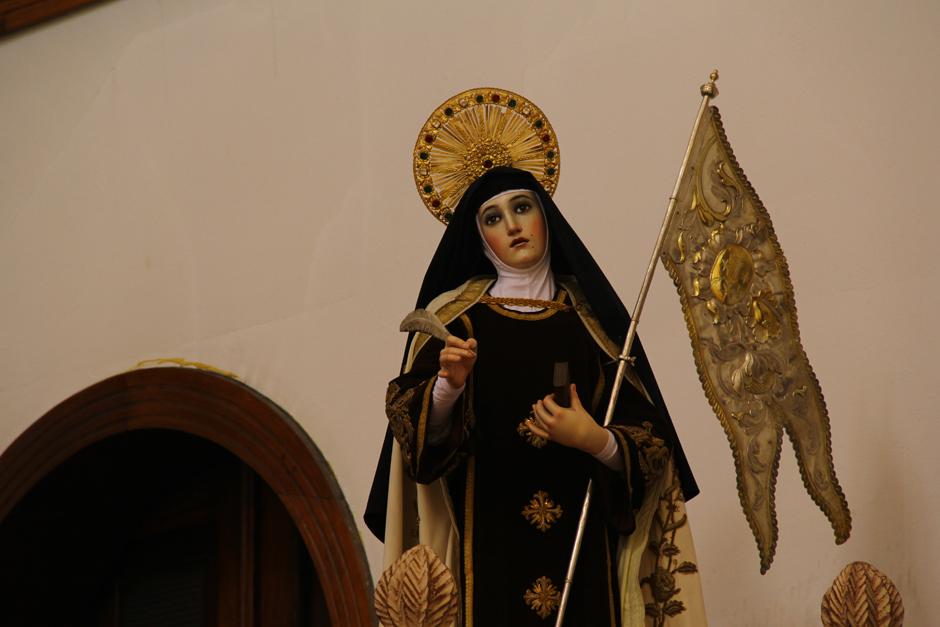 La Iglesia de Santa Teresa de Jes&uacute;s encierra historias que van m&aacute;s all&aacute; de la celebraci&oacute;n de los 500 a&ntilde;os de nacimiento de la patrona del templo. (Foto: Alexis Batres/Soy502)
