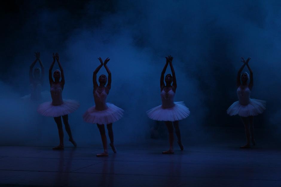 El Russian Classical Ballet entreg&oacute; a los guatemaltecos una presentaci&oacute;n del Lago de los Cisnes que jam&aacute;s olvidar&aacute;n (Foto: Alexis Batres/Soy502)