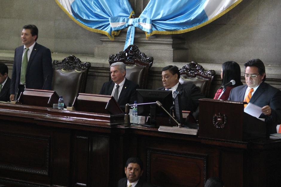 El Congreso suspendió su sesión plenaria este jueves por falta de cuórum, pero por mandato constitucional deberá convocar para este viernes y continuar con la discusión de la prórroga al Estado de Calamidad Pública. (Foto: Alexis Batres/Soy502)